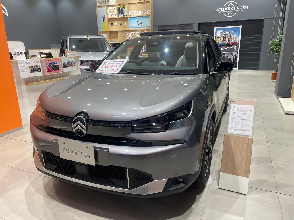 NEW　☆C4マイルドハイブリッドEdition Lumiere展示車☆