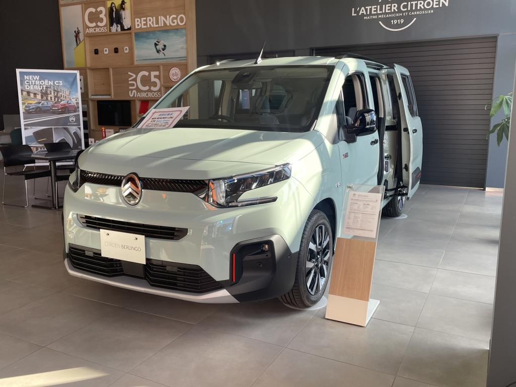 ベルランゴ特別仕様車【ＸＴＲアクアグリーン】展示しております！